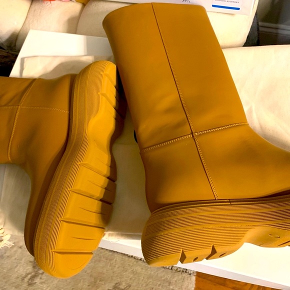 BNWT, GIA COUTURE BOOTS - Picture 8 of 11